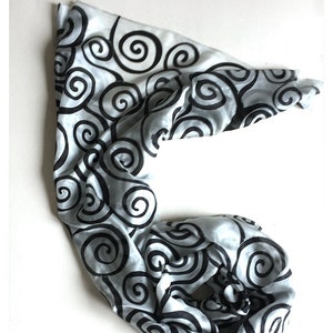 Hand painted silk scarf- The Spirals, Black and White silk scarf, Art Deco scarf, Geometric scarf, Wedding Shawl, Romantic wedding accessory