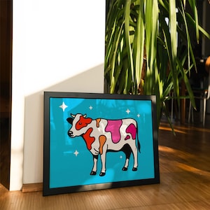 Impresión artística de vaca con orgullo lésbico sutil / arte mural digital / LGBTQIA+ / queer / arcoíris / póster / animal lindo / colorido, brillante y llamativo