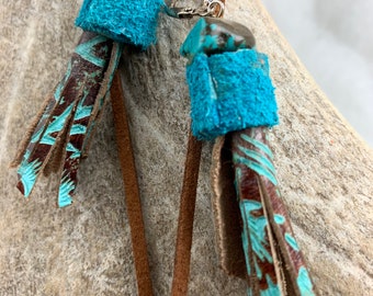 Leather necklace earrings set.  Turquoise and brown.  Natural stones. Lobster clasp silver.