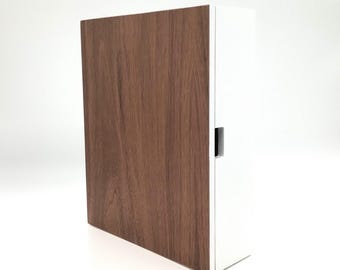 Key box, white + walnut
