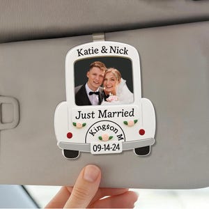 Wedding Car Picture, Personalized Christmas Ornament, Just Married Car Clip, Newly Married Couple, Custom Couple Gift, Engagement Gift
