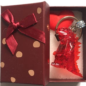 Porte-clés et coffret cadeau Godzilla Monstre Vert/Rouge/Bleu - porte-clés personnalisé fait main - personnage du film - Choisissez votre modèle