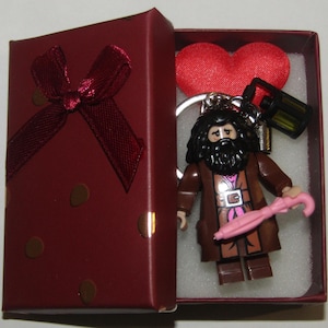 Hagrid Schlüsselanhänger & Geschenkbox – individuell handgefertigt
