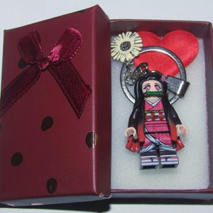 Kimetsu No Yaiba Schlüsselanhänger – Kamado Inosuke Nezuko Schlüsselanhänger & Geschenkbox – handgefertigt nach Maß – 26