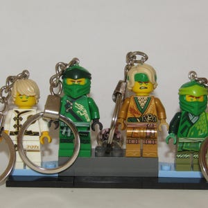 Porte-clés et coffret cadeau Lego Lloyd Ninja - choisissez votre modèle