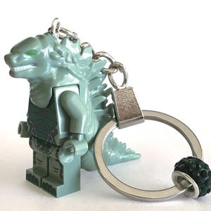 Porte-clés et coffret cadeau Godzilla Green Monster - porte-clés personnalisé fait main - personnage du film - Saint-Valentin 31