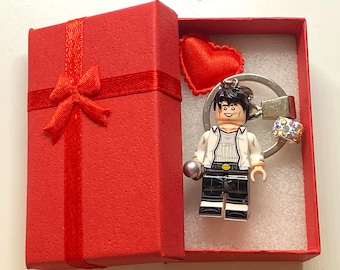 Custom Pop King Keychain made with building block minifigure & Gift Box - handmade Retro Music Legend Gift