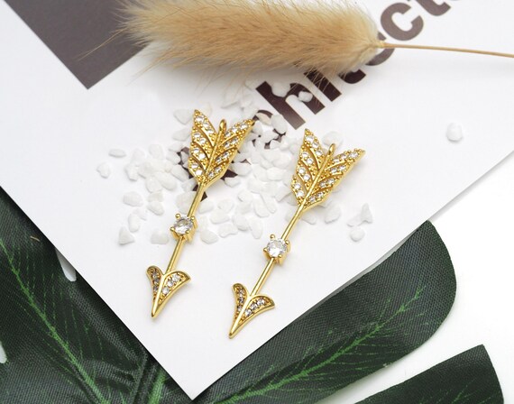 Cz Arrow Shape Charm, Sku#Y661