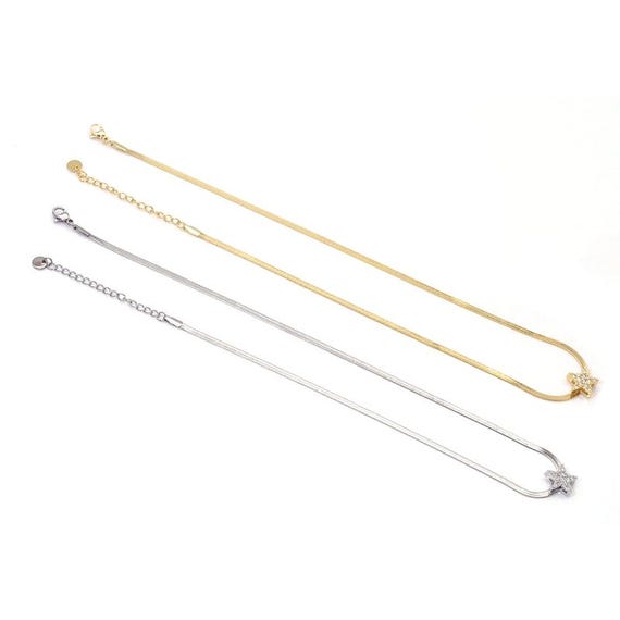 Dainty Herringbone Chain Star Necklace, Sku#Ef289
