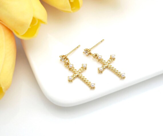 Cz Micro Pave Cross Shape Stud Earring, Cross Shape Mother Of Pearl Earrings, Clear Cz Micro Pave Earrings, 23X14Mm, Sku#Y430