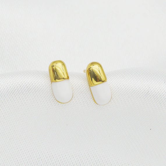 Cz White Enamel Pill Stud Earrings, Sku#Y720