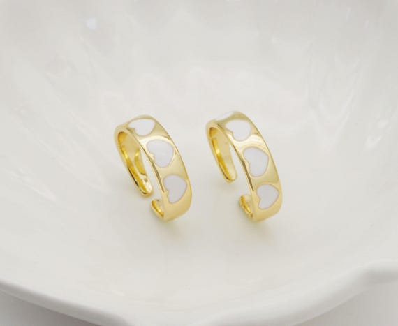 Gold White Heart Ring, Sku#Ld365