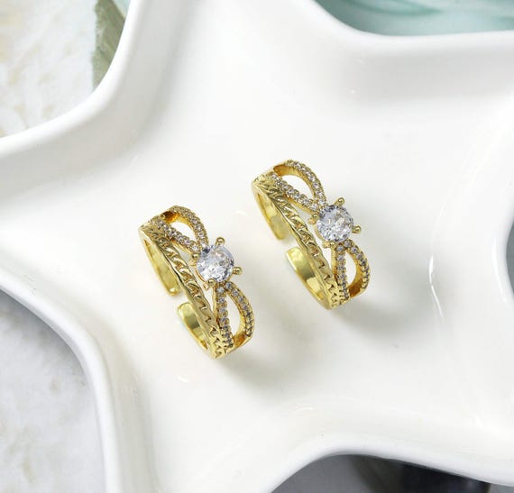 Cz Gold Criss Cross Link Adjustable Ring, Sku#Ld339