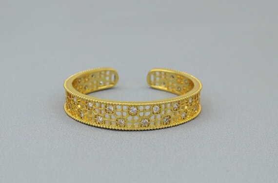 Cz Pave Filigree Open Cuff Bracelet, Sku#B150