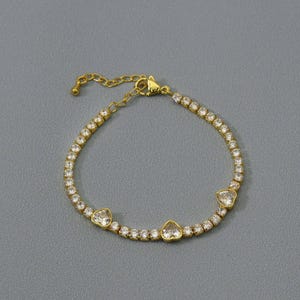 Cz Heart Tennis Chaini Bracelet, Sku#Jl73