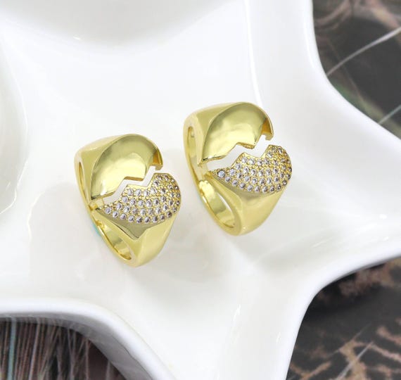 Cz Pave Broken Heart Ring, Sku#Lk742