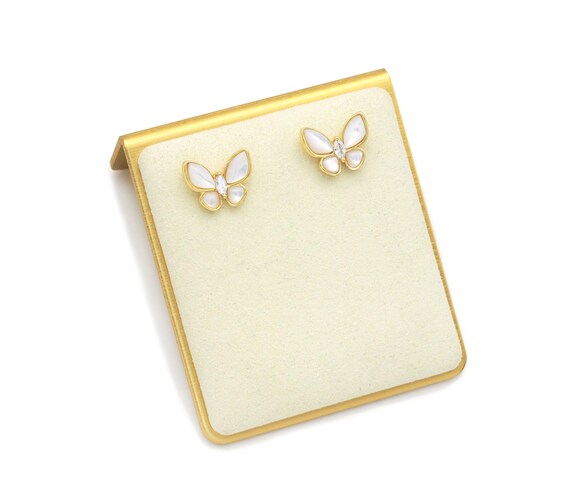 White Pearl Butterfly Stud Earrings, Sku#Ld351