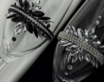 Personalized Bride and Groom Crystal Champagne Flutes, Czech Glass Black Silver Rhinestone Toasting Cups