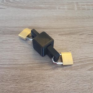 Selfbondage-apparaat met ijsslot