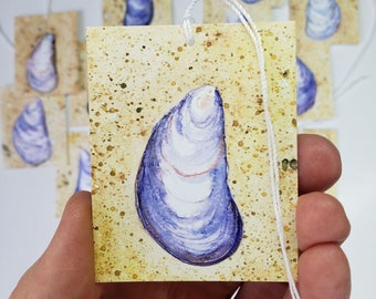 Mussel Shell gift tags, set of 16 printed gift tags