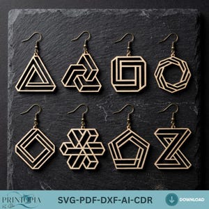 Peut inclure: Huit paires de boucles d'oreilles géométriques avec des crochets dorés. Les boucles d'oreilles présentent diverses formes, notamment des triangles, des carrés et des polygones, avec des lignes noires soulignant les motifs. Les boucles d'oreilles sont présentées sur une surface sombre et texturée.