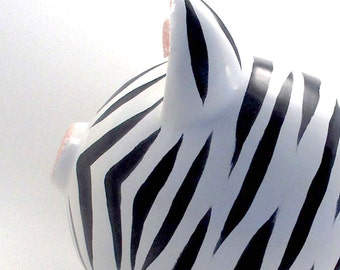 Zebra Piggy Bank, Personalized Piggy Bank, Safari Zoo Theme, Wild Animal Piggy Bank, Personalized Baby Shower Gift, with hole or NO hole