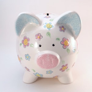 Daisy Piggy Bank, Personalized Piggy Bank, Piggy Bank with Flowers, Girls Pastel Piggy Bank, Garden Theme Bank, with hole or NO hole