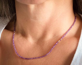 Ametist Choker Halsband: Gulddetaljer, Demi Fine Smycken, Gåva Vid Köp