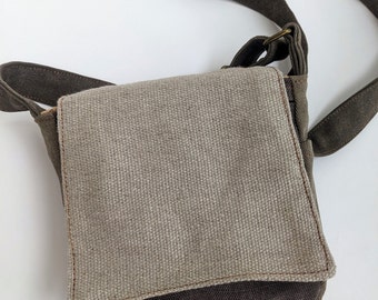 VEGAN light gray khaki Small Cross-body Purse, Unisex Everyday Bag, Canvas Envelope Bag, Men Shoulder Messenger Bags, Boyfriend Gift