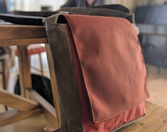 Sac messager en toile marron, sac végétalien pour homme, sac à bandoulière de créateur fait main, sac bandoulière végétalien, sac à main à bandoulière de tous les jours