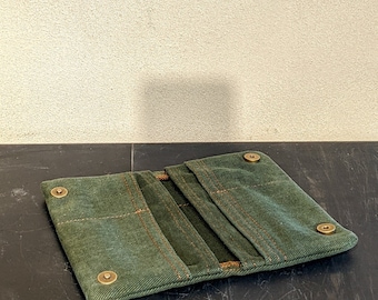 Large Green Wallet, Minimalist Vegan Wallet, Women's Wallet, Valentine Gift To Her, Everyday Wallet, Eco Friendly Wallets