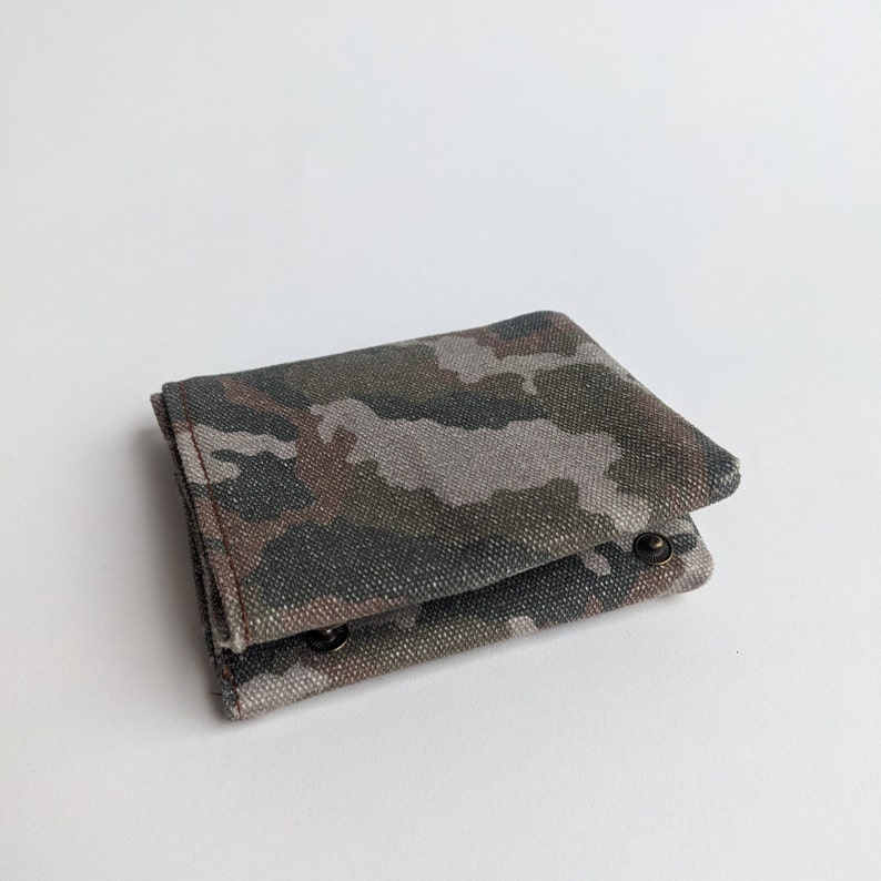 Tactical Vegan Wallet, Small Pocket Wallets, Unisex Wallets, Bi fold Wallet, Vegan Gifts Idea, Minimalist Wallets, Credit Card Holder image 3