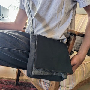 Petit sac à bandoulière végétalien gris anthracite et noir, sac à bandoulière pour homme