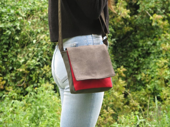 Vegan Small Cross Body Bag For Men Unisex Everyday Bag Dark Etsy