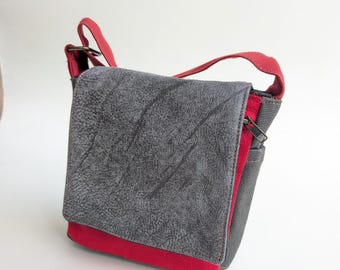 Gray & Red Messenger Bag, Small Shoulder Bag, Vegan Crossbody Bags, Unique Canvas Bags, Gifts For Him, Canvas Cross Body Bag,