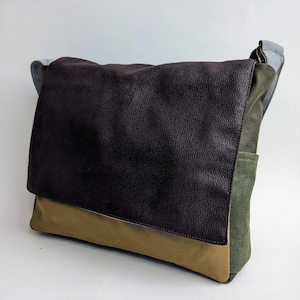Camel Brown Grand sac messager végétalien, sacs pour ordinateur portable en toile durable, sac bandoulière / sac à bandoulière pour hommes, cadeau pour lui