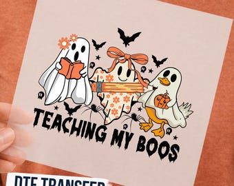 Transfert thermique DTF « Fantômes d'enseignants pour Halloween rétro », motif pour t-shirt « J'enseigne mes fantômes », prêt à presser, transfert thermique pour la rentrée scolaire et Halloween.