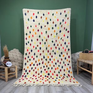 Tapis marocain coloré Beni Ourain, carpettes à pois pour salon et chambre à coucher, grand tapis marocain coloré, tapis bohème à pois, tapis marocain en laine fait main