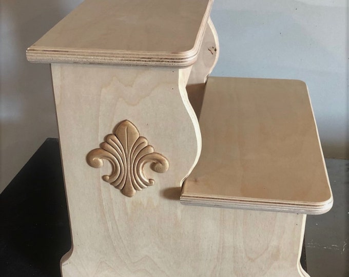 WJF - 15H - 2 - With Fluer de lis