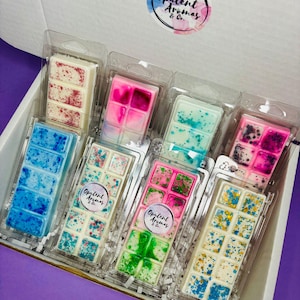 Box of Eight Strong Scented Long Lasting Wax Melt Snap Bars - Mix of Fresh Clean Sweet Perfume Vanilla Based Scents - Opulent Aromas