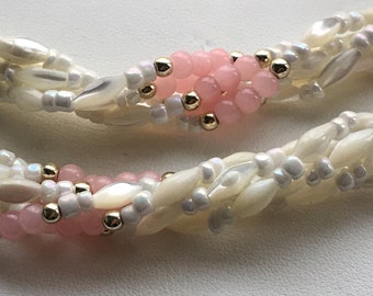 Stunning rose quartz and pearl long vintage necklace