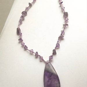 Stunning purple amethyst vintage necklace lavender amethyst and gemstone chips image 5