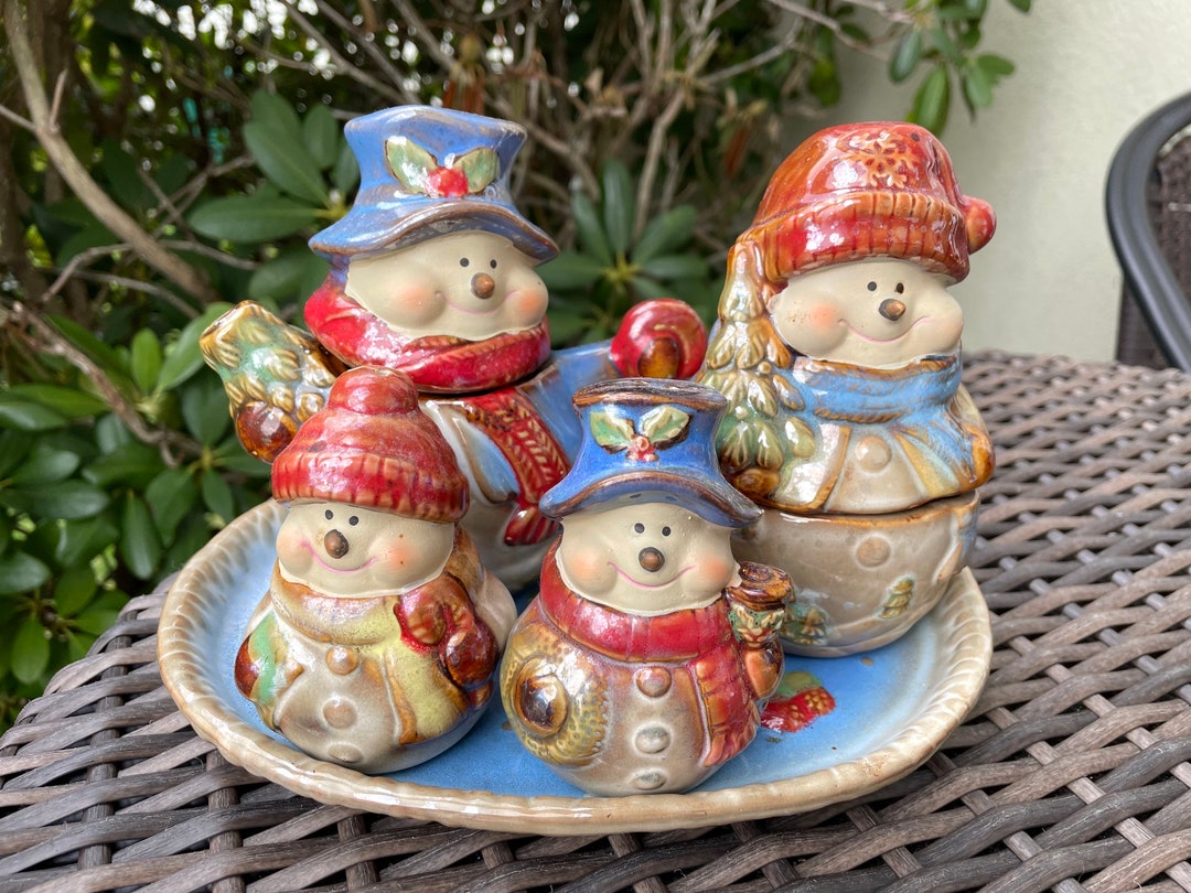 Royal Seasons 5PC Gravy Bowl&Saucer, 2 Candle Sticks, Napkin Holder Snowman