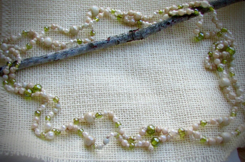 Cream and green glass beaded vintage necklace hand knotted image 4