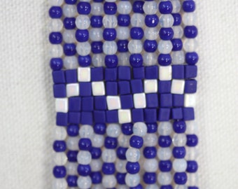 Impresionante pulsera vintage de cuentas azules y blancas, totalmente hecha a mano, patrón magnífico.