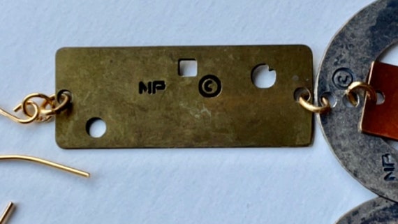 Stunning mixed metal geometric designed dangle ea… - image 9