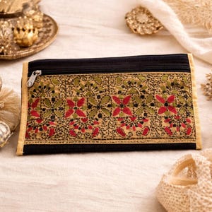 Vintage embroidered envelope purse / pouch - pink & green embroidery