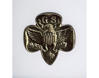 Vintage Girl Scout GS Brownie Eagle Pin Marked R - goldtone with Eagle