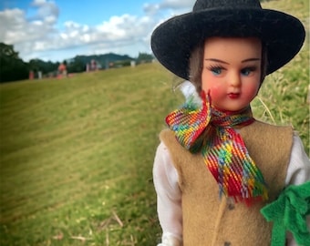 Poupée ANCIENNE Rétro SUISSE EMA Ancient OLD Regional doll S 35