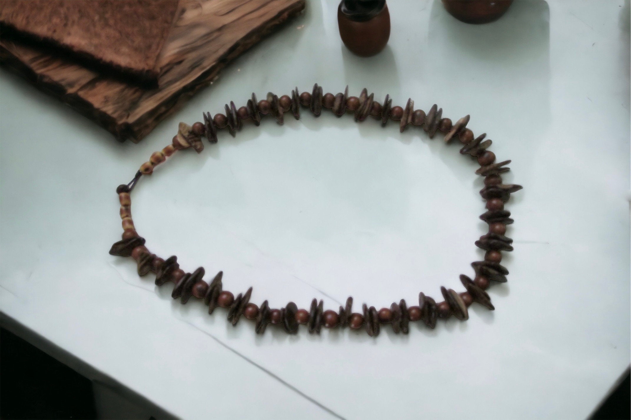 Collier Vintage En Bois Joli - Style Rétro Léger - Fermoir Clip